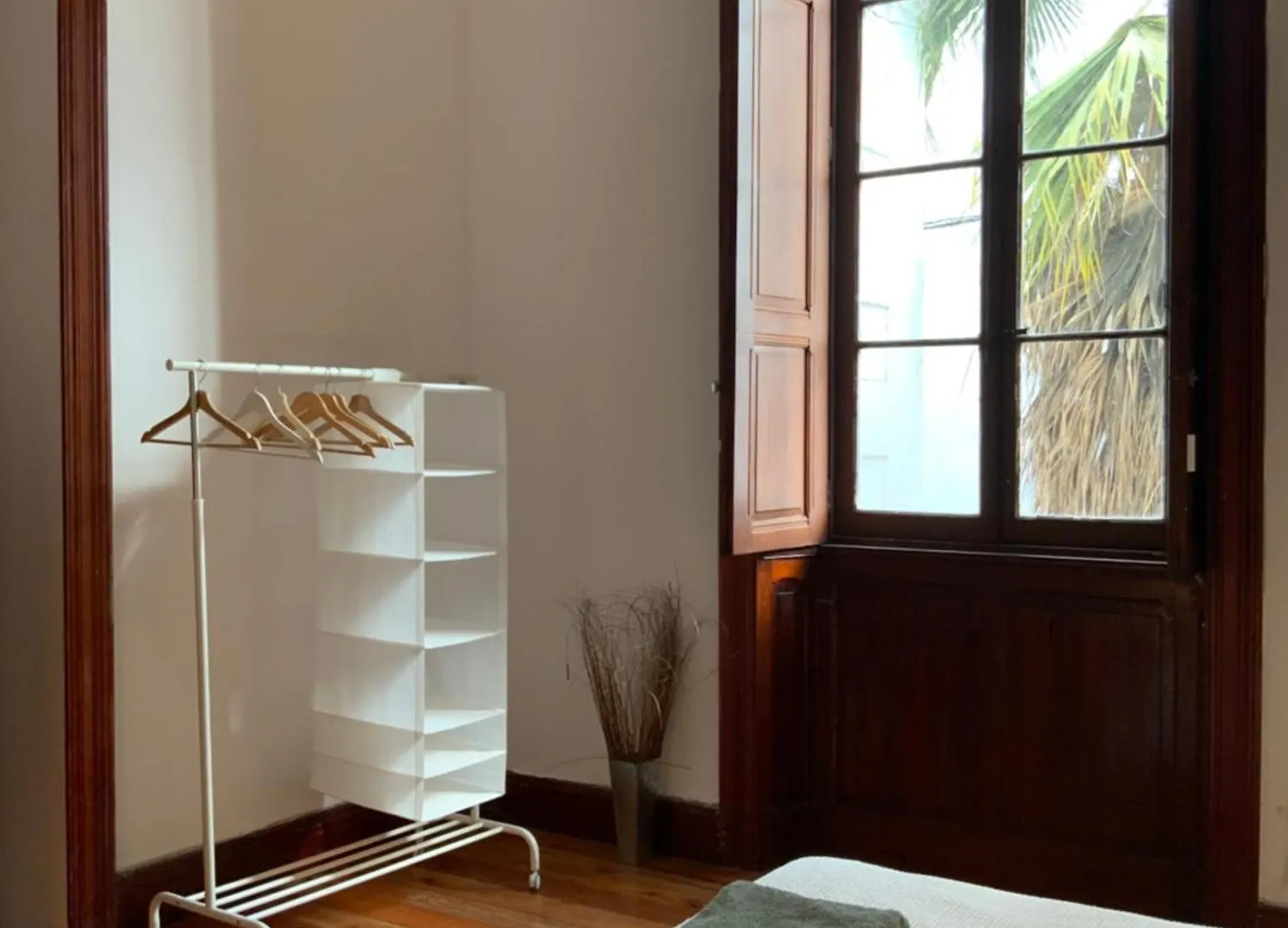 Small Double Room In Shared Colonial Guesthouse Las Palmas de Gran Canaria