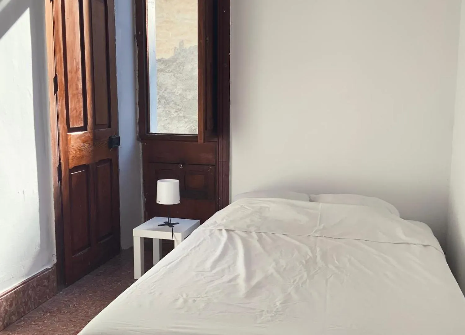 Gasthof Small Double Room In Shared Colonial Guesthouse Las Palmas / Gran Canaria